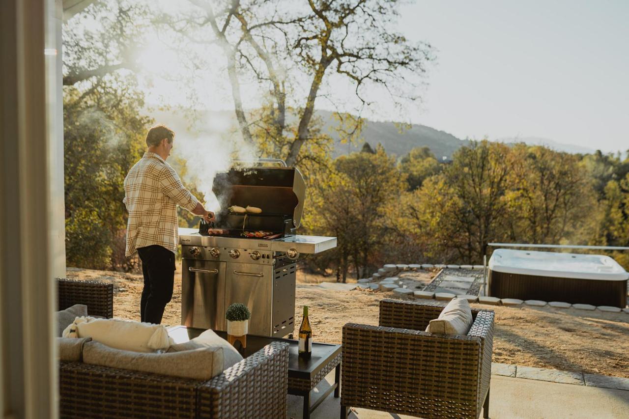 Glamour Mountain Getaway By Casa Oso With Views And Spa Oakhurst Zewnętrze zdjęcie